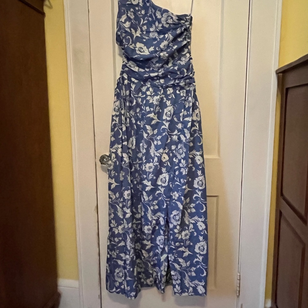 Abercrombie & Fitch One-Shoulder Dress in Blue and White Floral